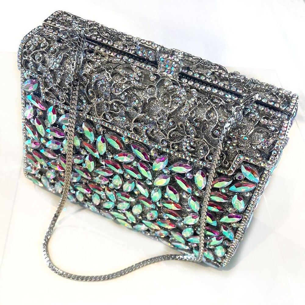 White Chocolate Diamond Crystal Clutch Box Bag Handbag Banquet Purse Fashion